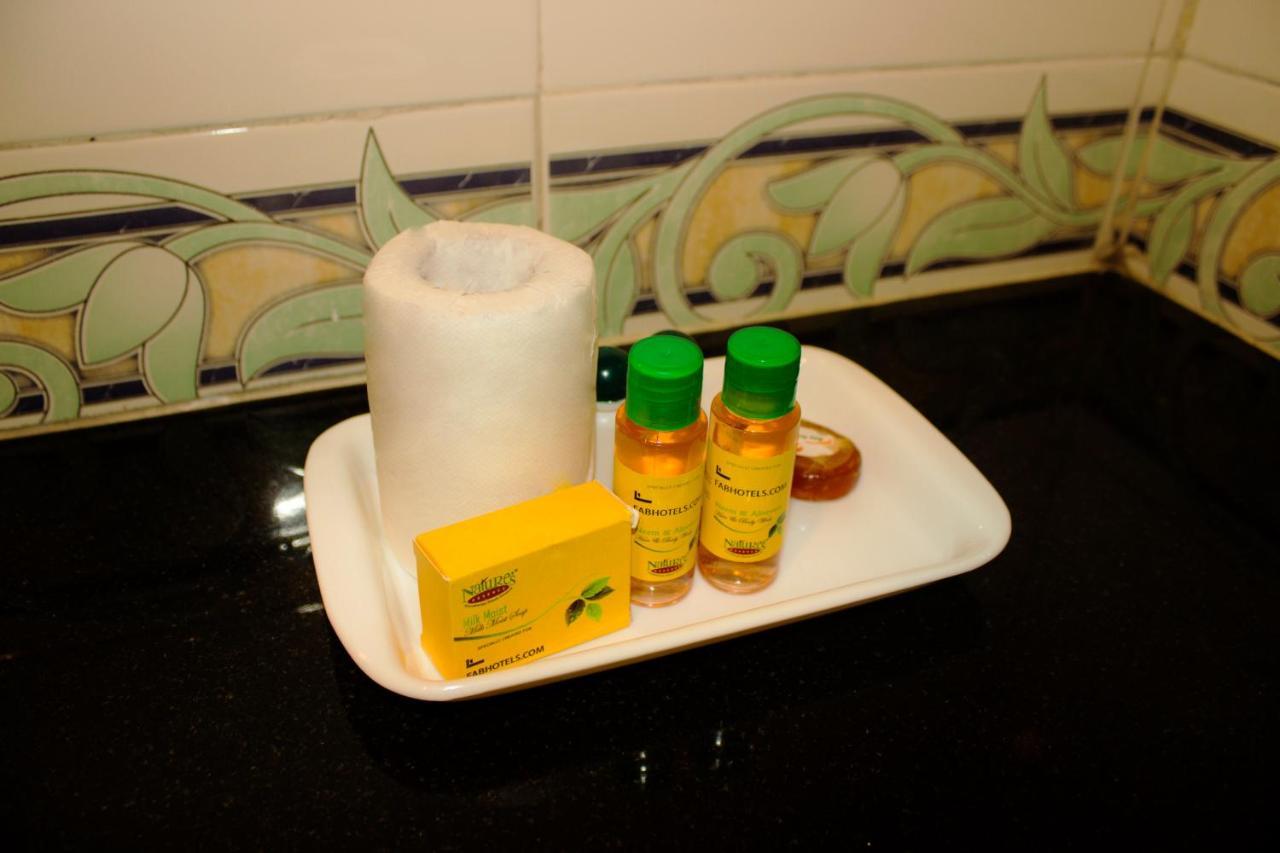 אורוויל Fabhotel Les Boganveillea מראה חיצוני תמונה
